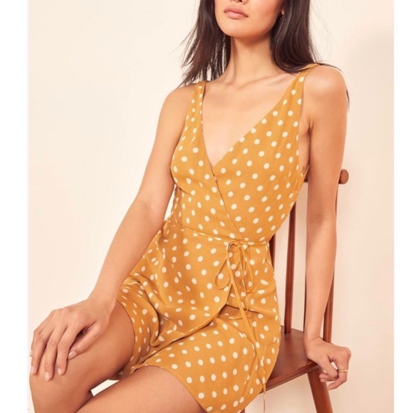 Reformation Anchorage Dress - Picture 2 of 4